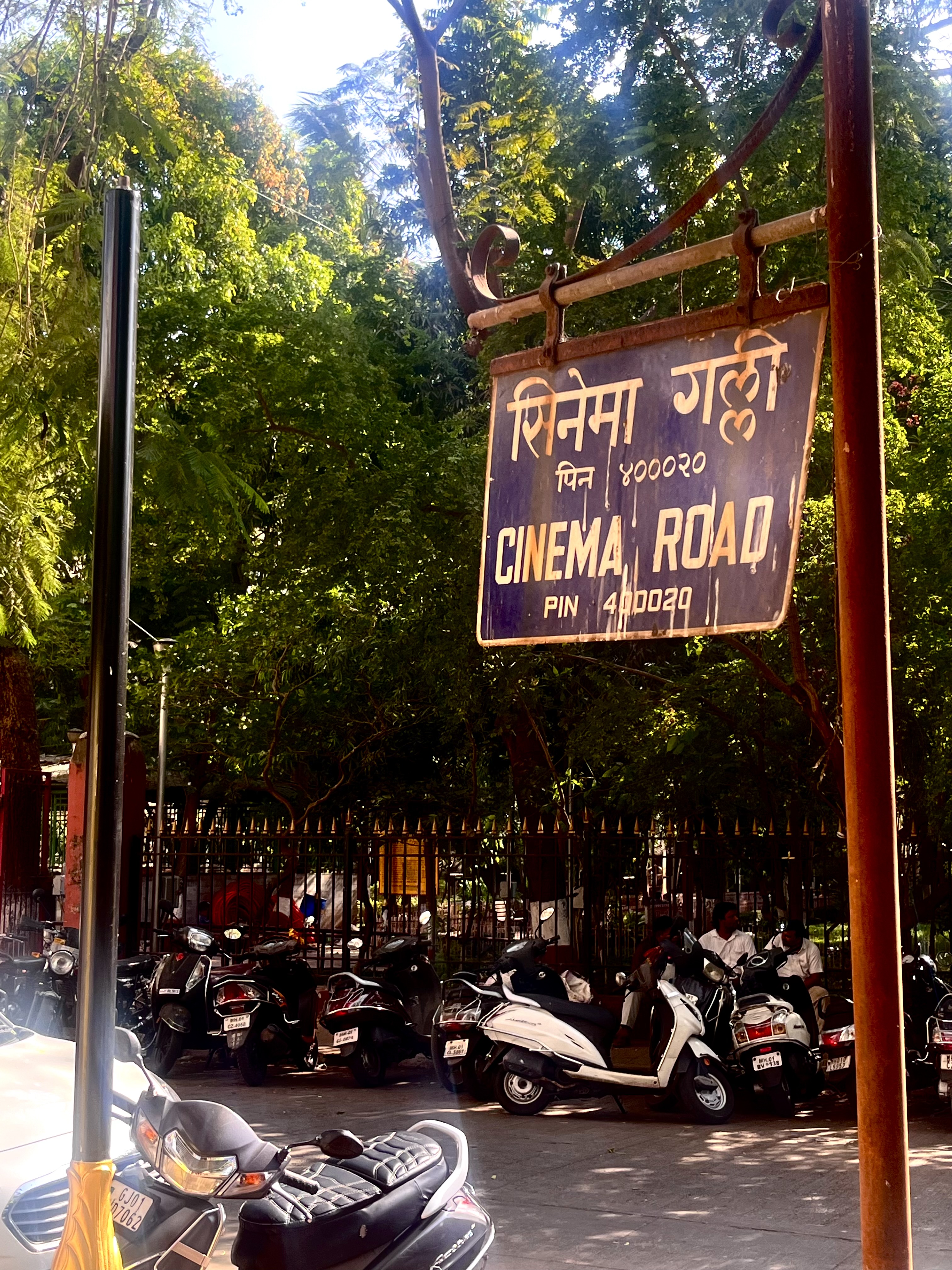 Rediscovering Bombay: A Journey Through Time (Or How I Fell in Love with the City... Again!)