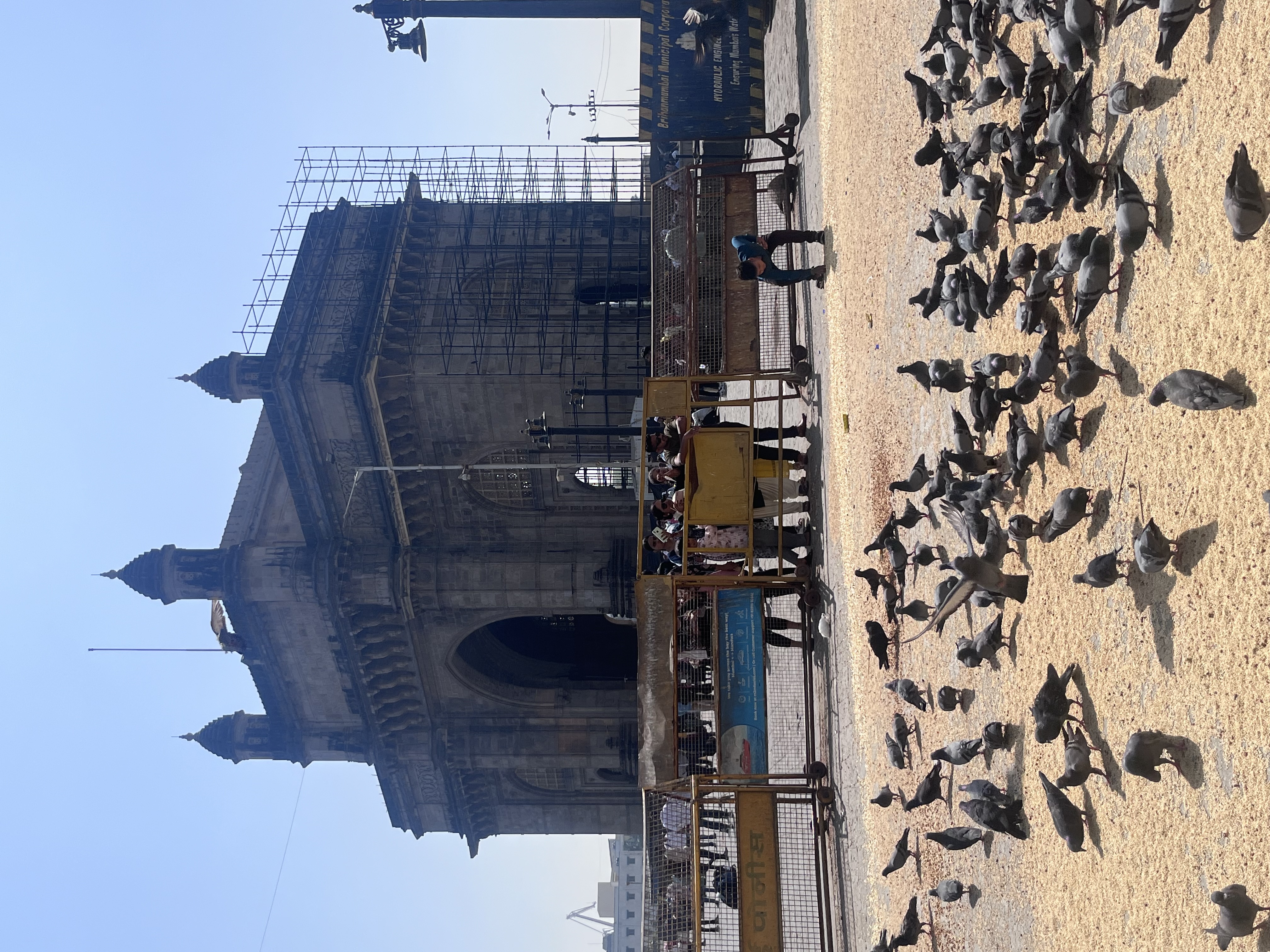 Rediscovering Bombay: A Journey Through Time (Or How I Fell in Love with the City... Again!)